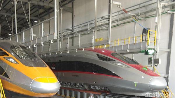 Jajal Teknologi Huawei di Kereta Cepat Whoosh Jakarta-Bandung