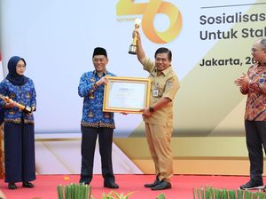 Jadi Mitra Terbaik, Kemendagri Raih Penghargaan BPS Award 2023