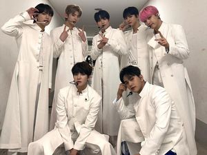 Desain Mirip Sampul Al-Quran, 700 Ribu Kopi Album KINGDOM Dihancurkan Agensi Desain Mirip Sampul Al-Quran, 700 Ribu Kopi Album KINGDOM Dihancurkan Agensi