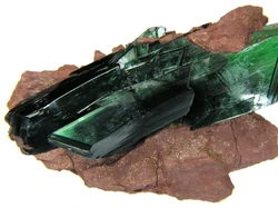 Penampakan Kristal Super Langka yang Biasanya Ada di Film