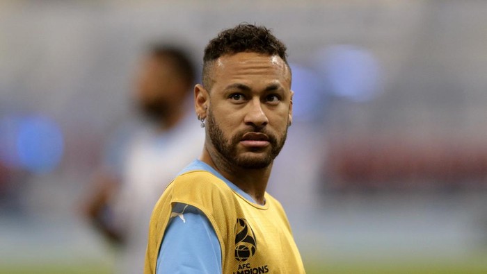 Soccer Football - Asian Champions League - Group D - Al Hilal v Navbahor Namangan - King Fahd International Stadium, Riyadh, Saudi Arabia - September 18, 2023 Al Hilals Neymar during the warm up before the match REUTERS/Ahmed Yosri