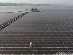 Jokowi Resmikan PLTS Terbesar se-ASEAN Besok