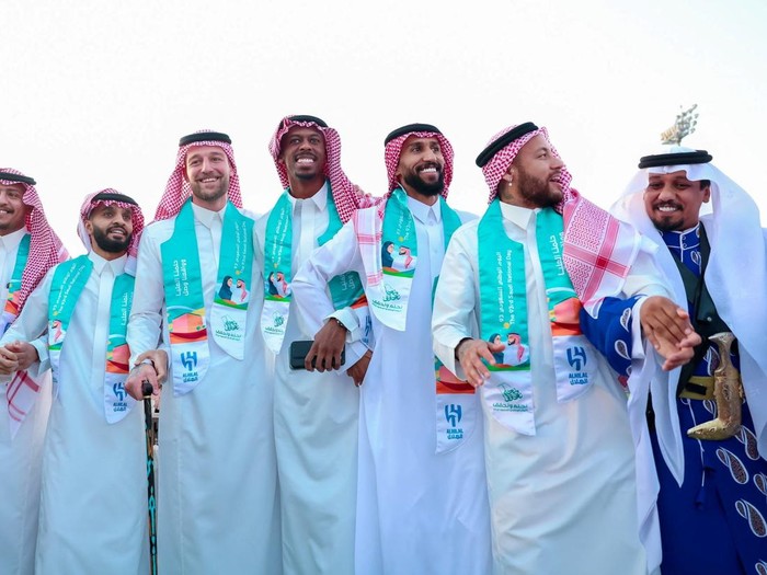Soccer Football - Saudi Pro League - Al Hilal celebrate Saudi 93rd national day - Al Hilal Club, Riyadh, Saudi Arabia - September 23, 2023 Al Hilal's Neymar dressed in Saudi national clothing celebrates Saudi 93rd national day with teammates (Al Hilal Football Club Media Office/Handout via REUTERS)  ATTENTION EDITORS - THIS IMAGE HAS BEEN SUPPLIED BY A THIRD PARTY. NO RESALES. NO ARCHIVES