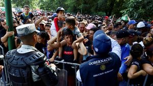Ribuan Migran Membludak di Meksiko Minta Visa Kemanusiaan
