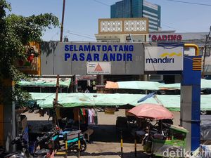 Dua Sisi Pedagang Pasar Andir soal Social Commerce Dilarang Dua Sisi Pedagang Pasar Andir soal Social Commerce Dilarang