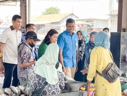 Ke Pelabuhan di Tegal, Dirut BPJS Ketenagakerjaan Cek Pekerja Informal