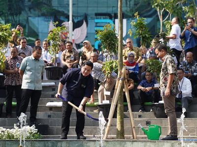 Tekan Polusi Jakarta, Erick Thohir Mulai Program Tanam 100.000 Pohon