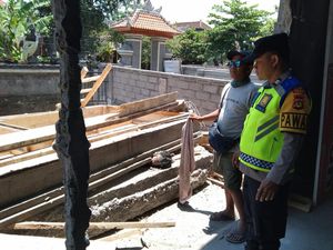 Tragis, Buruh Bangunan Tewas Tertimpa Tembok Proyek Rumah di Ubud Tragis, Buruh Bangunan Tewas Tertimpa Tembok Proyek Rumah di Ubud