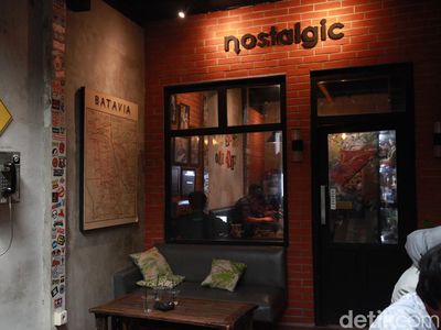 Potret Kafe Nostalgic yang Kekinian di Tengah Sepinya Jalan Jaksa