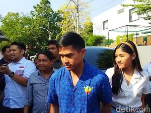 Potret Kaesang Berkemeja Minions Sambangi Markas Bara JP Potret Kaesang Berkemeja Minions Sambangi Markas Bara JP