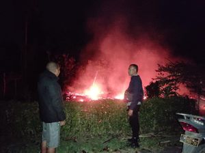 Cekcok dengan Istri, Pria di Manggarai Timur Nekat Bakar Rumah Sendiri Cekcok dengan Istri, Pria di Manggarai Timur Nekat Bakar Rumah Sendiri