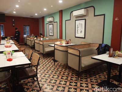 Tempat Nongkrong Bernuansa Peranakan yang Nikmat di Jalan Sabang