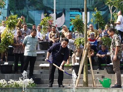Kurangi Polusi Jakarta, Erick Thohir Mulai Program Tanam 100 Ribu Pohon