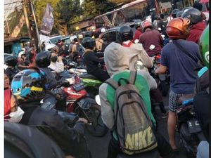 Cerita Prima Terjebak Macet di Pondok Gede Arah Lubang Buaya Jaktim Pagi Ini