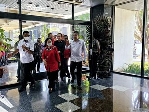 Megawati Hadiri Rapat TPN Ganjar, Prananda Prabowo Mendampingi