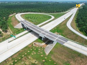 Mulus! Foto Udara Tol Indrapura-Kisaran Bernilai Rp 6 T yang Rampung Akhir 2023 Mulus! Foto Udara Tol Indrapura-Kisaran Bernilai Rp 6 T yang Rampung Akhir 2023