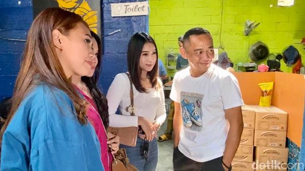 Nyak Kopsah Kembali Ceria, Sambut Pelanggan dan Sajikan Menu Baru