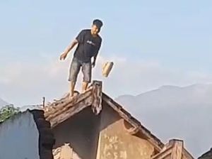 Pemuda Ini Ngamuk-Rusak Rumah Tetangga Gegara Ditinggal Nikah Pemuda Ini Ngamuk-Rusak Rumah Tetangga Gegara Ditinggal Nikah