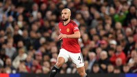 Sofyan Amrabat mungkin akan diplot lagi sebagai bek sayap kiri (Reuters)
