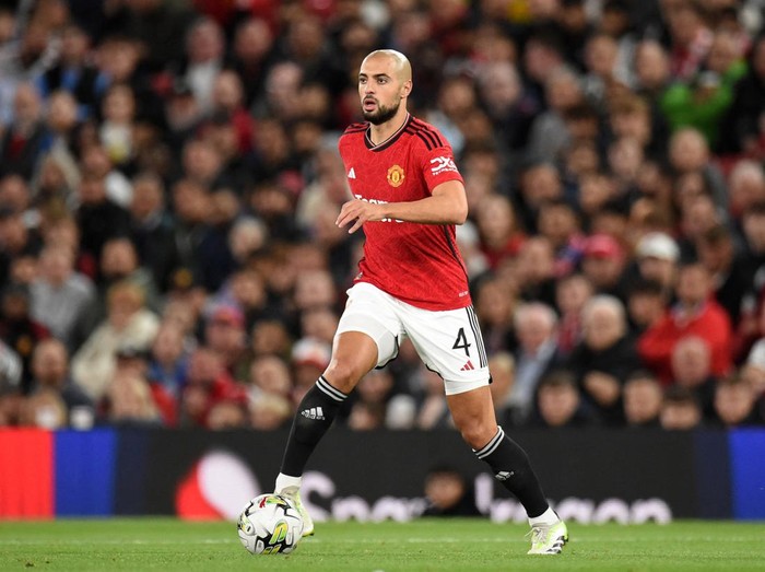 Soccer Football - Carabao Cup - Third Round - Manchester United v Crystal Palace - Old Trafford, Manchester, Britain - September 26, 2023 Manchester United's Sofyan Amrabat in action REUTERS/Peter Powell NO USE WITH UNAUTHORIZED AUDIO, VIDEO, DATA, FIXTURE LISTS, CLUB/LEAGUE LOGOS OR 'LIVE' SERVICES. ONLINE IN-MATCH USE LIMITED TO 45 IMAGES, NO VIDEO EMULATION. NO USE IN BETTING, GAMES OR SINGLE CLUB/LEAGUE/PLAYER PUBLICATIONS.
