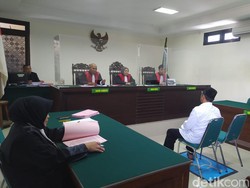 Sebar Video Syur Eks Istri, Kades di Magelang Divonis 1 Tahun 10 Bulan Bui