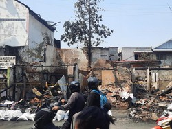 Kesaksian Warga soal Detik-detik Pertokoan-Rumah di Palmerah Dilalap Api