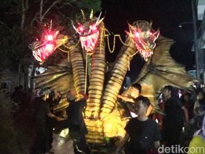 Uniknya Dayakan, Tradisi Pesta Kostum Sambut Maulid Nabi di Banjarnegara