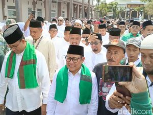 Respons Cak Imin Soal Prabowo yang Kerap Kunjungi Ponpes di Jatim