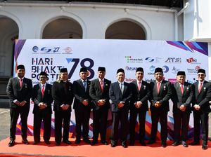 Dua Wakil Mastel Terima Tanda Kehormatan Satyalancana