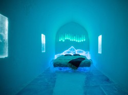 Mau Jadi Orang Eskimo Tinggal di Iglo? Cobain ke Hotel Ini