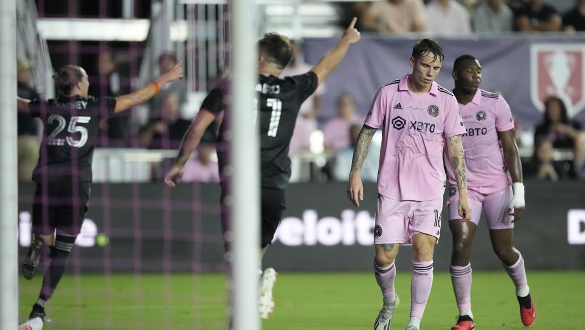 (Foto: AP/Rebecca Blackwell)