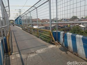 Pengguna Jalan Diimbau Waspada, Jembatan Pelor Kota Malang Retak