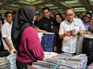 TikTok Shop Dilarang, Bagaimana dengan Live Shopping Tokopedia-Shopee? TikTok Shop Dilarang, Bagaimana dengan Live Shopping Tokopedia-Shopee?