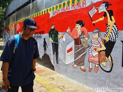 Mural Pemilu Damai Hiasi Sudut-sudut Ibu Kota