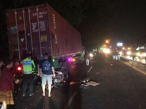 Pasutri Tewas Usai Tabrak Truk Kontainer di Singosari Pasutri Tewas Usai Tabrak Truk Kontainer di Singosari
