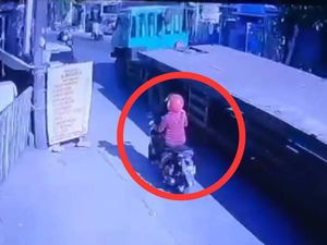 Pelajaran dari Kecelakaan Pemotor Wanita Tewas Terlindas Truk Pelajaran dari Kecelakaan Pemotor Wanita Tewas Terlindas Truk