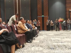 Perayaan 76 Tahun Luhut, SBY-JK-Prabowo Duduk Sebelahan