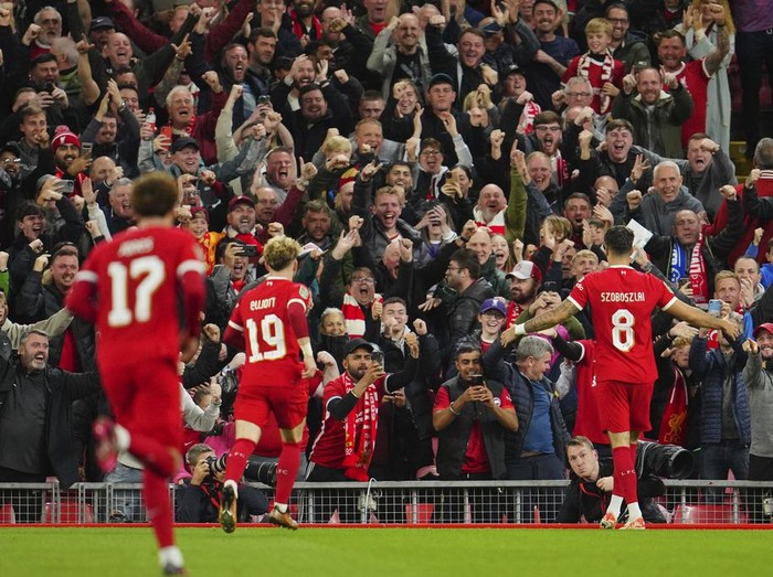Liverpool melaju ke Babak Keempat Carabao Cup 2023/2024. Tertinggal duluan, The Reds menang dengan skor 3-1. Pada laga Babak Ketiga di Anfield, Kamis (28/9/2023) dini hari WIB.