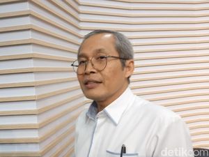 Gugat Pasal 36 UU KPK ke MK, Alex Marwata Singgung Momen Firli Bertemu SYL Gugat Pasal 36 UU KPK ke MK, Alex Marwata Singgung Momen Firli Bertemu SYL