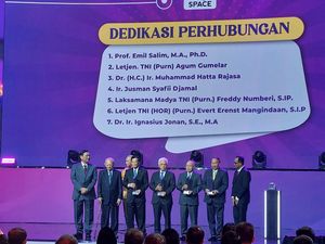 7 Mantan Menhub & 4 Rektor Dapat Penghargaan Spesial di Hub Space KAI Expo 2023