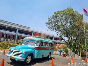 Bus Persatuan, Transportasi Legendaris Bali Mejeng di Hub Space 2023 Bus Persatuan, Transportasi Legendaris Bali Mejeng di Hub Space 2023