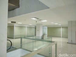 Respons Pedagang di Surabaya Usai Pemerintah Tutup TikTok Shop