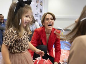 Kate Middleton Tampil Beda, Pamer Gaya Rambut Baru Kate Middleton Tampil Beda, Pamer Gaya Rambut Baru