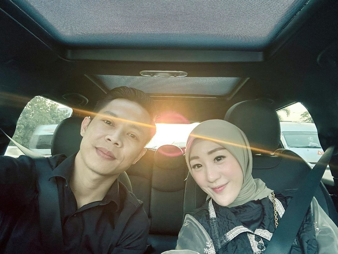 Larissa Chou dan Ikram Rosyadi