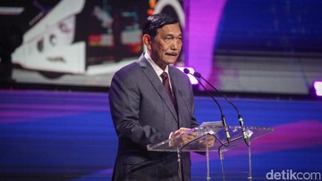 Luhut Tegaskan Penyelidikan Dumping Bukan Bidik Produk China