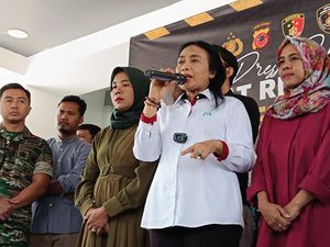 Menteri PPPA Hadiri Penyerahan Bayi Tertukar ke Ortu Biologis di Bogor Menteri PPPA Hadiri Penyerahan Bayi Tertukar ke Ortu Biologis di Bogor