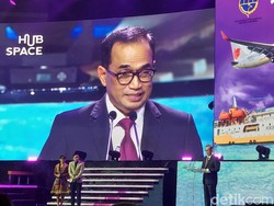 Menteri Perhubungan Buka Acara Hub SPACE X KAI Expo 2023