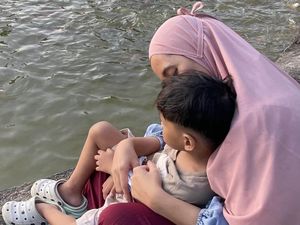 Ibu di Gresik Bersyukur JKN Bantu Sang Anak Terapi Tumbuh Kembang