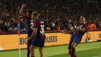 Hasil itu membawa Barca puncaki Klasemen Liga Spanyol sementara dengan 20 poin, Sevilla tertahan di peringkat ke-12 dengan tujuh poin dari tujuh laga. 