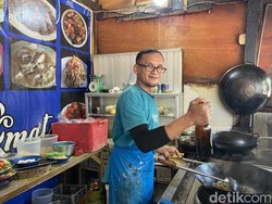 Mantan Koki Resto Legendaris Ini Buka Warung Chinese Food Halal di Glodok